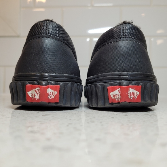 Vans X Marvel Slip-On Marvel Black Widow - Picture 8 of 14